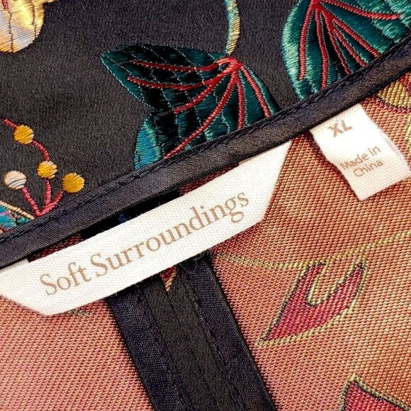 Soft Surroundings Embroidered Satin Asian Frog Clasp Blazer Jacket Womens XL - Picture 8 of 10